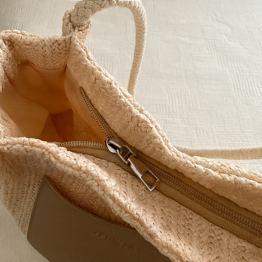Straw Weave Tote – Lightweight Charm, Everyday Ease