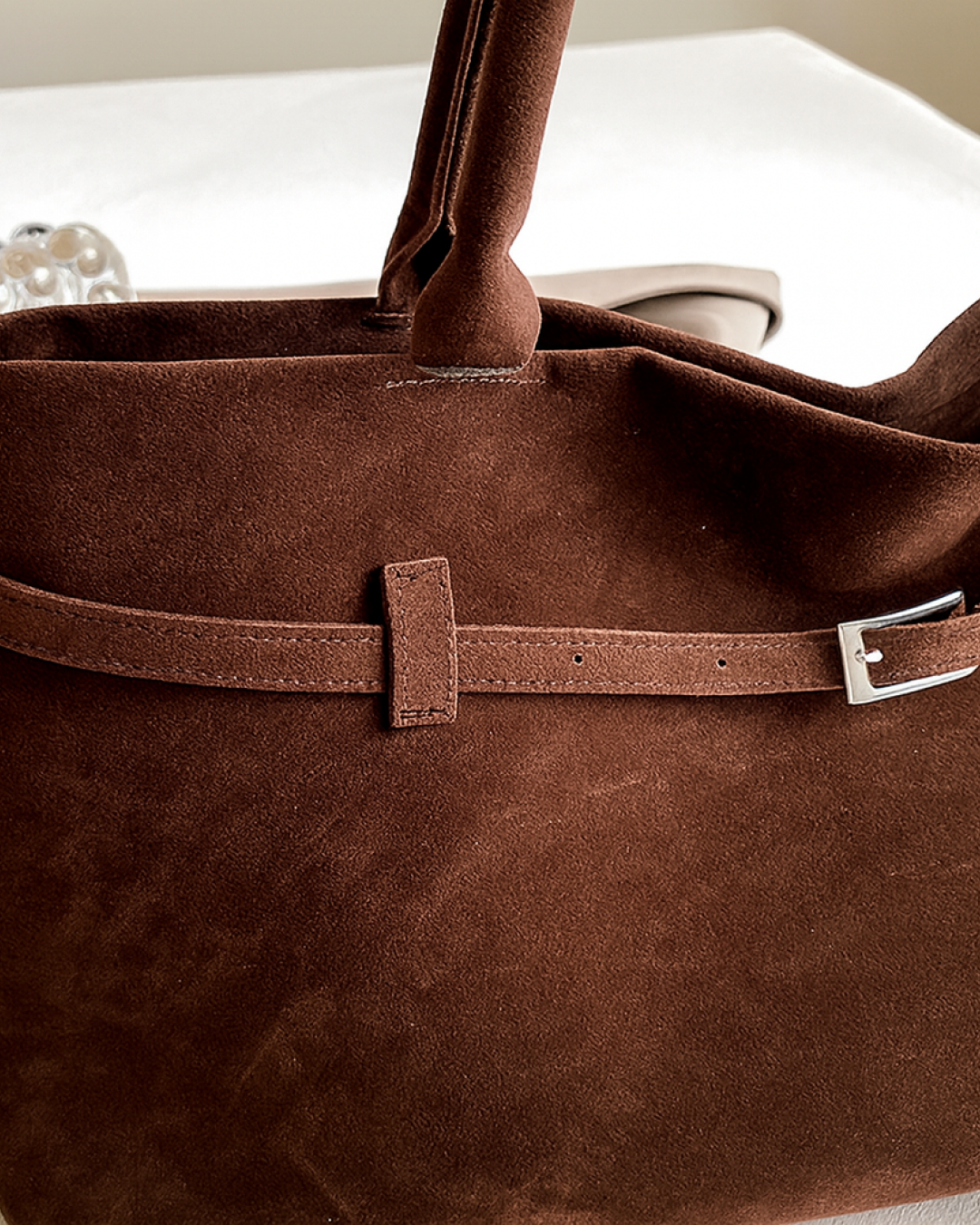 Retro Suede Handbag – Timeless Elegance, Everyday Functionality