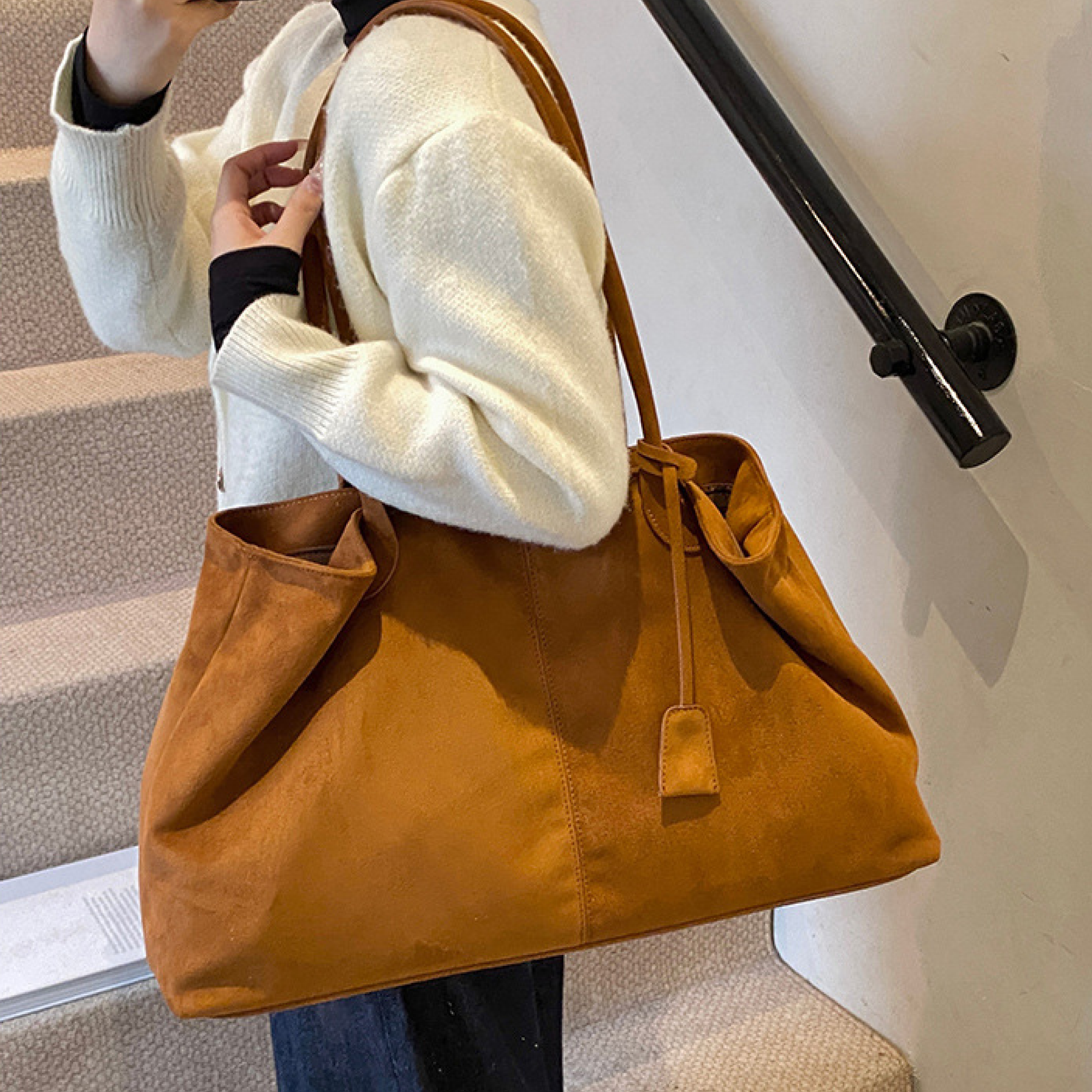 Soft Suede Tote Bag – Spacious, Chic & Effortlessly Versatile