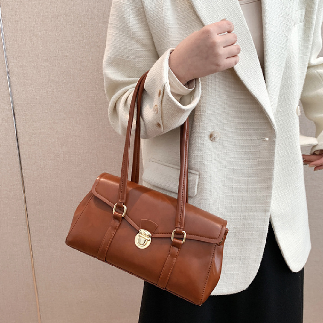 Vintage Shoulder Bag for Women – Elegant Retro Flap Handbag with Gold Lock - Brown