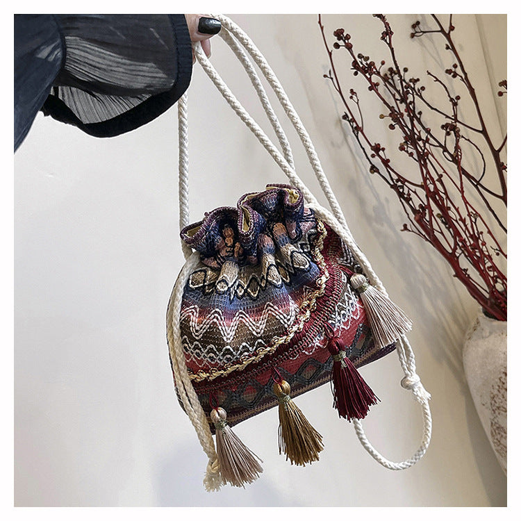 livoree Boho Tassel Pouch