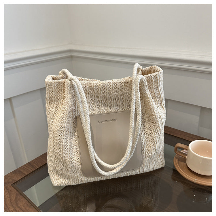 Straw Weave Tote – Lightweight Charm, Everyday Ease