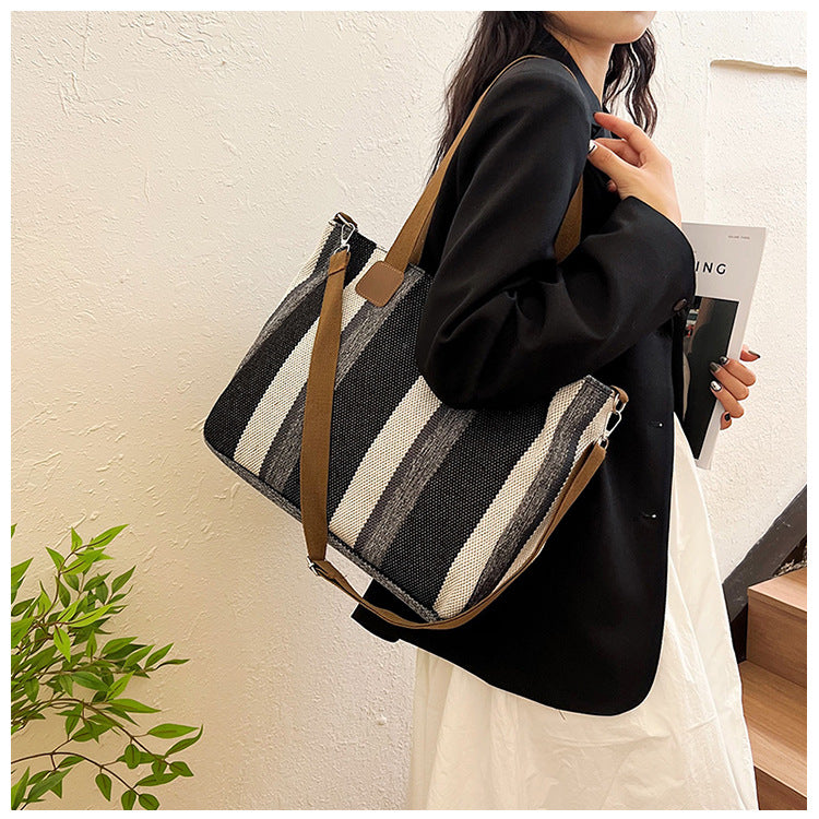 livoree Striped Stroll Tote
