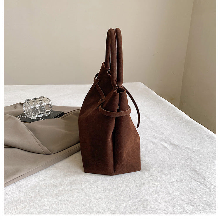 Retro Suede Handbag – Timeless Elegance, Everyday Functionality