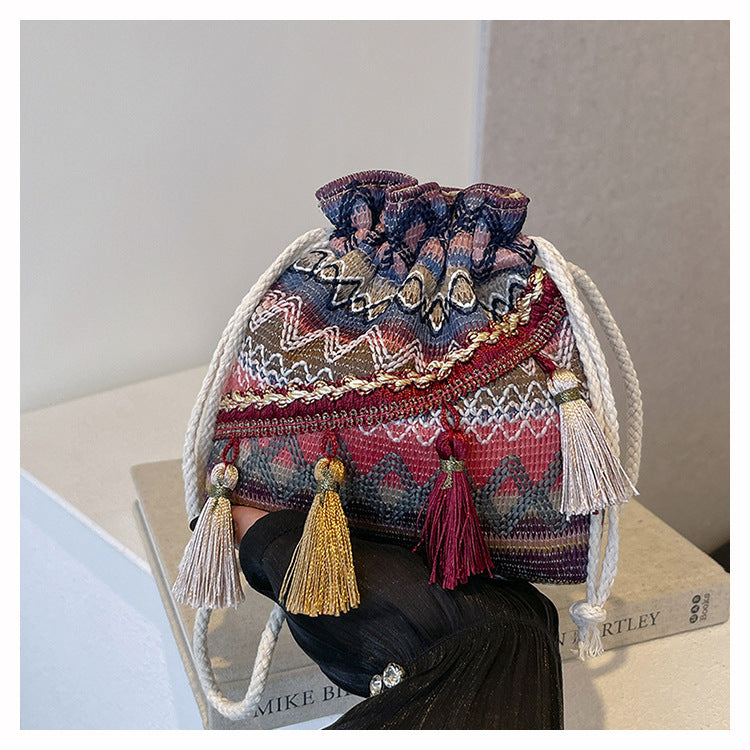 livoree Boho Tassel Pouch